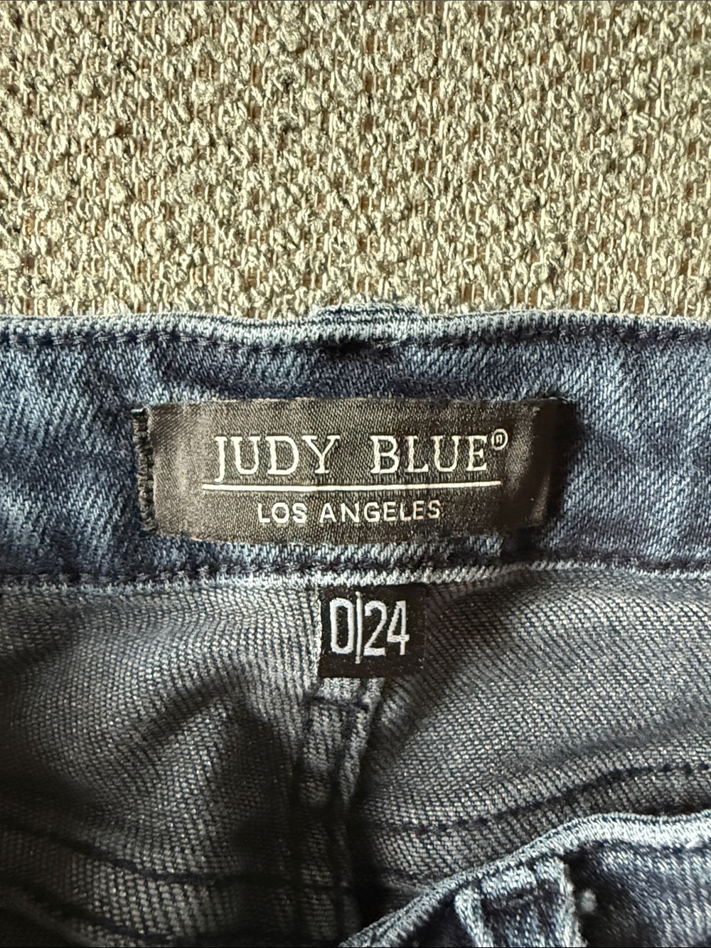 Judy Blue Kimberly Button Fly Hem Distressed Straight Jeans Dark Wash Size 24 - Picture 3 of 8